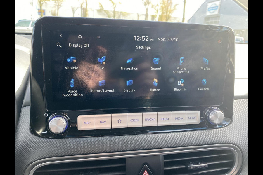 Hyundai Kona EV Premium 64 kWh | Dealer Onderhouden Hyundai Kona EV Premium 64 kWh | Dealer Onderhouden