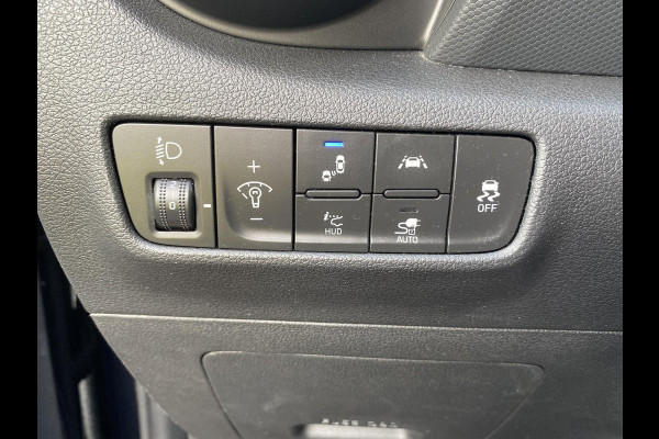 Hyundai Kona EV Premium 64 kWh | Dealer Onderhouden Hyundai Kona EV Premium 64 kWh | Dealer Onderhouden