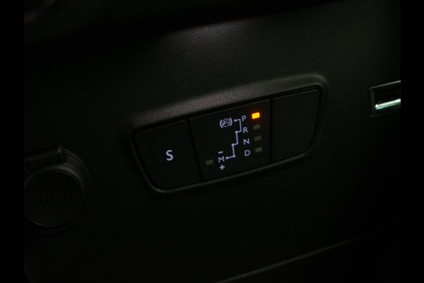 Citroën C3 Aircross 1.2 PureTech S&S Shine (APPLE CARPLAY,NAVI,LED,CRUISE,CLIMATE,SPORTSTOELE,LANE ASSIST,GETINT,NETTESTAAT) Citroën C3 Aircross 1.2 PureTech S&S Shine (APPLE CARPLAY,NAVI,LED,CRUISE,CLIMATE,SPORTSTOELE,LANE ASSIST,GETINT,NETTESTAAT)