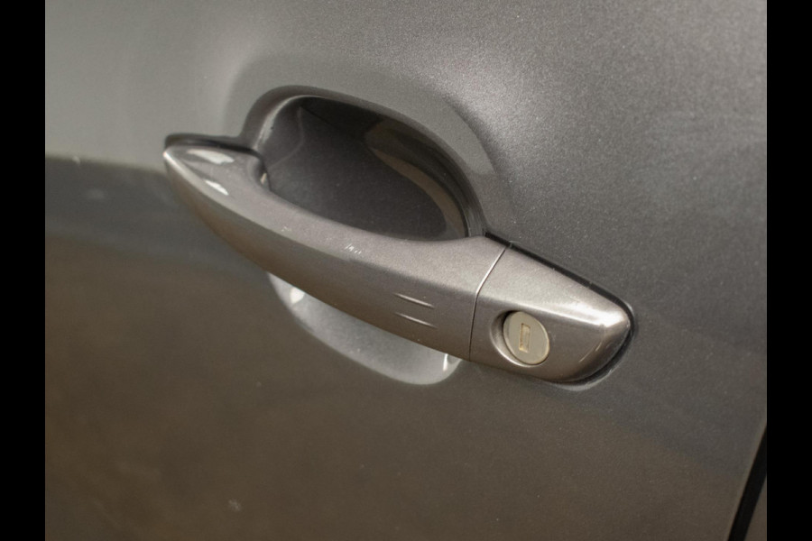 Citroën C3 Aircross 1.2 PureTech S&S Shine (APPLE CARPLAY,NAVI,LED,CRUISE,CLIMATE,SPORTSTOELE,LANE ASSIST,GETINT,NETTESTAAT) Citroën C3 Aircross 1.2 PureTech S&S Shine (APPLE CARPLAY,NAVI,LED,CRUISE,CLIMATE,SPORTSTOELE,LANE ASSIST,GETINT,NETTESTAAT)