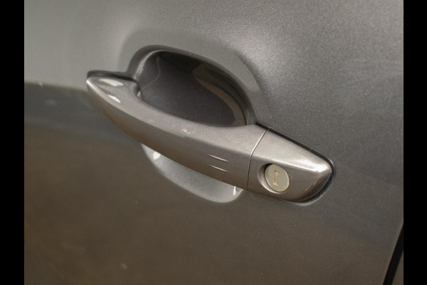 Citroën C3 Aircross 1.2 PureTech S&S Shine (APPLE CARPLAY,NAVI,LED,CRUISE,CLIMATE,SPORTSTOELE,LANE ASSIST,GETINT,NETTESTAAT) Citroën C3 Aircross 1.2 PureTech S&S Shine (APPLE CARPLAY,NAVI,LED,CRUISE,CLIMATE,SPORTSTOELE,LANE ASSIST,GETINT,NETTESTAAT)