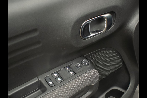 Citroën C3 Aircross 1.2 PureTech S&S Shine (APPLE CARPLAY,NAVI,LED,CRUISE,CLIMATE,SPORTSTOELE,LANE ASSIST,GETINT,NETTESTAAT) Citroën C3 Aircross 1.2 PureTech S&S Shine (APPLE CARPLAY,NAVI,LED,CRUISE,CLIMATE,SPORTSTOELE,LANE ASSIST,GETINT,NETTESTAAT)