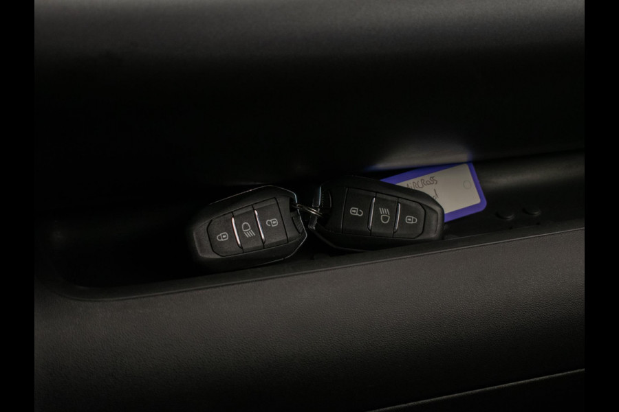 Citroën C3 Aircross 1.2 PureTech S&S Shine (APPLE CARPLAY,NAVI,LED,CRUISE,CLIMATE,SPORTSTOELE,LANE ASSIST,GETINT,NETTESTAAT) Citroën C3 Aircross 1.2 PureTech S&S Shine (APPLE CARPLAY,NAVI,LED,CRUISE,CLIMATE,SPORTSTOELE,LANE ASSIST,GETINT,NETTESTAAT)