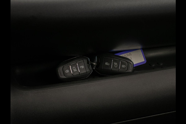 Citroën C3 Aircross 1.2 PureTech S&S Shine (APPLE CARPLAY,NAVI,LED,CRUISE,CLIMATE,SPORTSTOELE,LANE ASSIST,GETINT,NETTESTAAT) Citroën C3 Aircross 1.2 PureTech S&S Shine (APPLE CARPLAY,NAVI,LED,CRUISE,CLIMATE,SPORTSTOELE,LANE ASSIST,GETINT,NETTESTAAT)