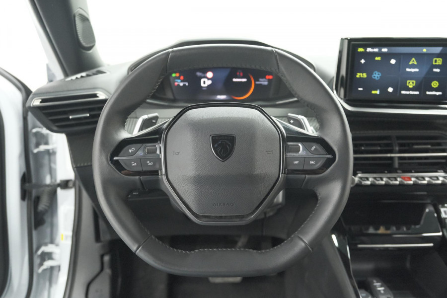 Peugeot 2008 Hybrid 136 e-DCS6 Allure | 360 Camera | Adaptieve Cruise Control | Dodehoekdetectie Peugeot 2008 Hybrid 136 e-DCS6 Allure | 360 Camera | Adaptieve Cruise Control | Dodehoekdetectie