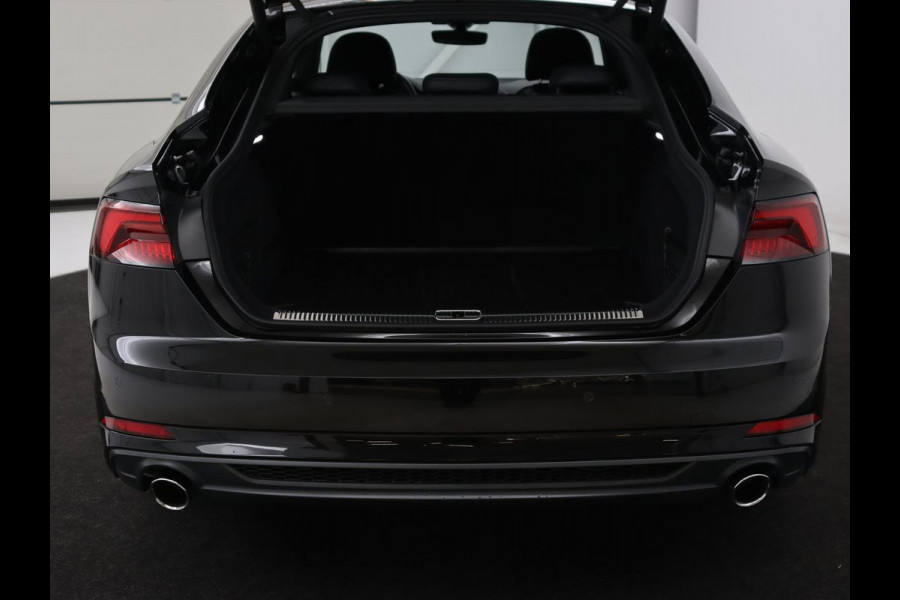 Audi A5 40 TFSI Sport S-line Edition | 80.600km NAP | Panoramadak | Stoelverwarming | Half leder | Sportstoelen | Navigatie | Full LED | Climate control | Sportstuur | Parkeerhulp Audi A5 40 TFSI Sport S-line Edition | 80.600km NAP | Panoramadak | Stoelverwarming | Half leder | Sportstoelen | Navigatie | Full LED | Climate control | Sportstuur | Parkeerhulp
