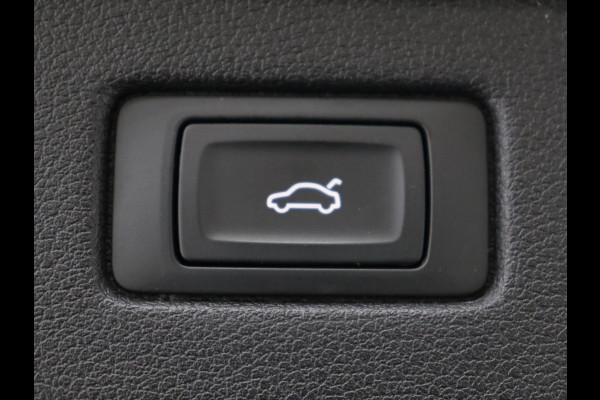 Audi A5 40 TFSI Sport S-line Edition | 80.600km NAP | Panoramadak | Stoelverwarming | Half leder | Sportstoelen | Navigatie | Full LED | Climate control | Sportstuur | Parkeerhulp Audi A5 40 TFSI Sport S-line Edition | 80.600km NAP | Panoramadak | Stoelverwarming | Half leder | Sportstoelen | Navigatie | Full LED | Climate control | Sportstuur | Parkeerhulp