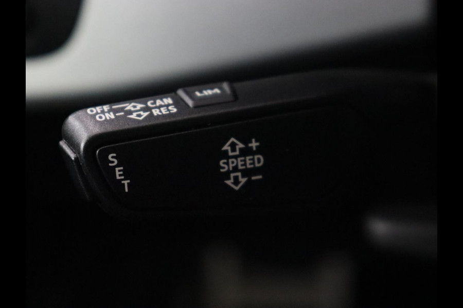 Audi A5 40 TFSI Sport S-line Edition | 80.600km NAP | Panoramadak | Stoelverwarming | Half leder | Sportstoelen | Navigatie | Full LED | Climate control | Sportstuur | Parkeerhulp Audi A5 40 TFSI Sport S-line Edition | 80.600km NAP | Panoramadak | Stoelverwarming | Half leder | Sportstoelen | Navigatie | Full LED | Climate control | Sportstuur | Parkeerhulp