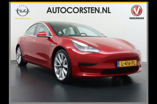 Tesla Model 3 RWD+ 60kWh 325PK LFP Licht Interieur 19"Lmv FSD-3 Comp. AutoPilot Leder PanoDak Adaptive-Cruise Lmv Camera's Elektr.-Stuur+Stoel Navi LED Comfortstoelen ACC DAB Keyless en Voorverwarmen interieur via App One-Pedal-Drive In zeer nette staat! Origineel Nederlandse auto tot 11kw laden thuis! Garantie Accu tot 30-6-2029 max 160.000km Tesla Model 3 RWD+ 60kWh 325PK LFP Licht Interieur 19"Lmv FSD-3 Comp. AutoPilot Leder PanoDak Adaptive-Cruise Lmv Camera's Elektr.-Stuur+Stoel Navi LED Comfortstoelen ACC DAB Keyless en Voorverwarmen interieur via App One-Pedal-Drive In zeer nette staat! Origineel Nederlandse auto tot 11kw laden thuis! Garantie Accu tot 30-6-2029 max 160.000km
