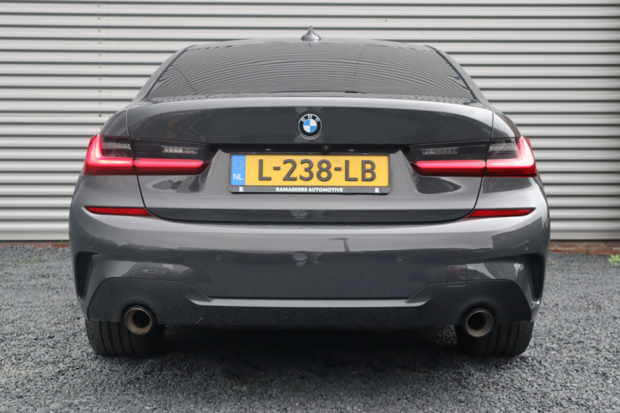 BMW 3-serie 330i M-Sport Panorama / Harman Kardon / Laser / Leder / M Performance /