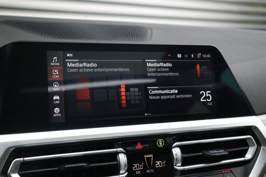 BMW 3-serie 330i M-Sport Panorama / Harman Kardon / Laser / Leder / M Performance /