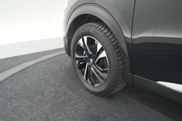 Peugeot 2008 PureTech 130 EAT8 Allure | Trekhaak | Camera | Navigatie | Apple Carplay Peugeot 2008 PureTech 130 EAT8 Allure | Trekhaak | Camera | Navigatie | Apple Carplay