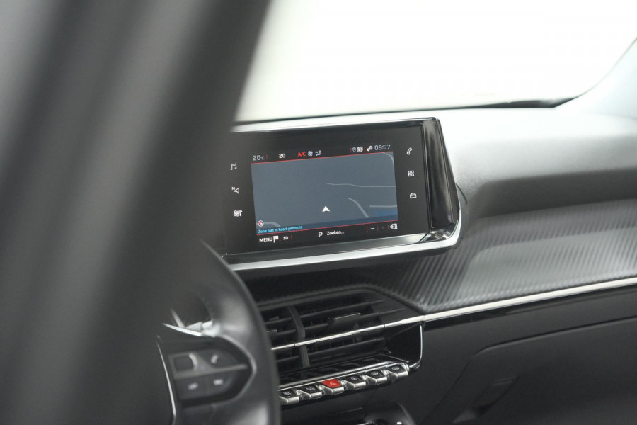 Peugeot 2008 PureTech 130 EAT8 Allure | Trekhaak | Camera | Navigatie | Apple Carplay Peugeot 2008 PureTech 130 EAT8 Allure | Trekhaak | Camera | Navigatie | Apple Carplay