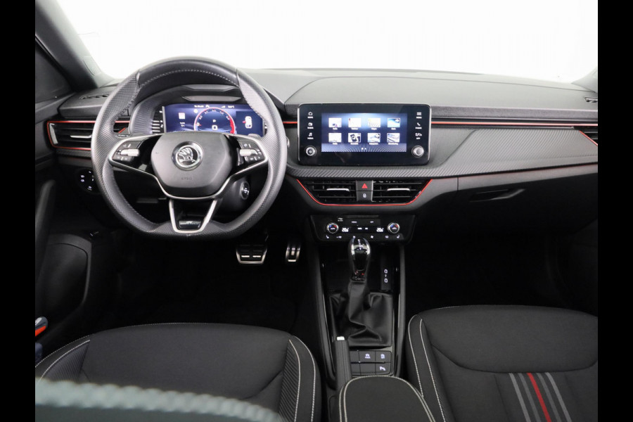 Škoda SCALA Monte Carlo 1.0 TSI 115 pk 7 versn. DSG | Private lease vanaf 619,-- | Panoramadak | Winter pakket | Parkeercamera