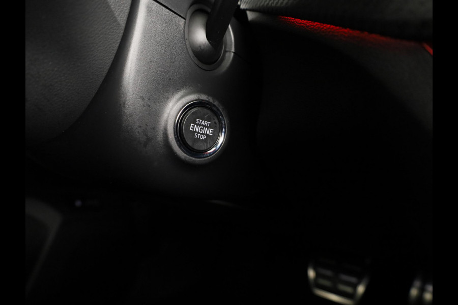 Škoda SCALA Monte Carlo 1.0 TSI 115 pk 7 versn. DSG | Private lease vanaf 619,-- | Panoramadak | Winter pakket | Parkeercamera