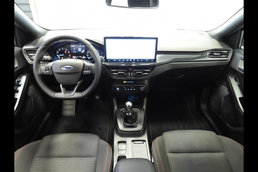 Ford FOCUS Wagon 1.0 EcoBoost Hybrid ST Line NAVI/CAMERA/CLIMA/WINTERPACK/17"LMV! Ford FOCUS Wagon 1.0 EcoBoost Hybrid ST Line NAVI/CAMERA/CLIMA/WINTERPACK/17"LMV!