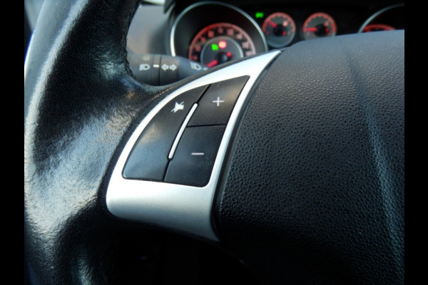 Fiat Punto 100pk Sempre 5drs | Trekhaak | Aut. airco | Nav. | 100% dealer