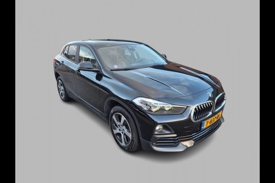 BMW X2 SDrive18i High Executive Leder, Pano