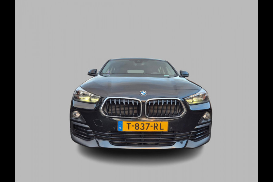 BMW X2 SDrive18i High Executive Leder, Pano