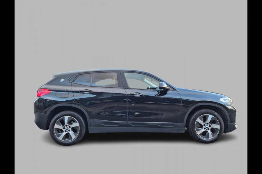BMW X2 SDrive18i High Executive Leder, Pano