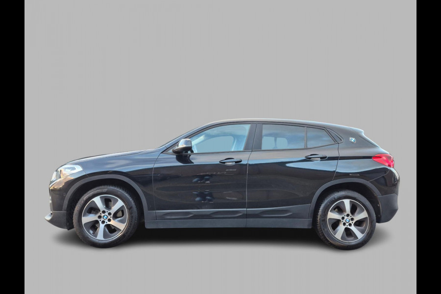 BMW X2 SDrive18i High Executive Leder, Pano