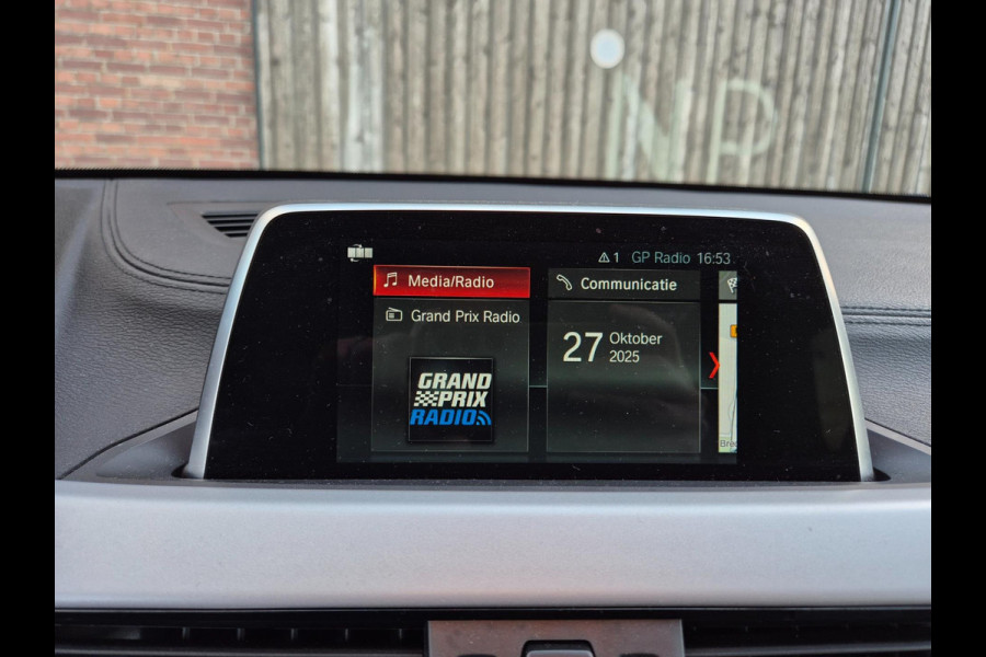 BMW X2 SDrive18i High Executive Leder, Pano