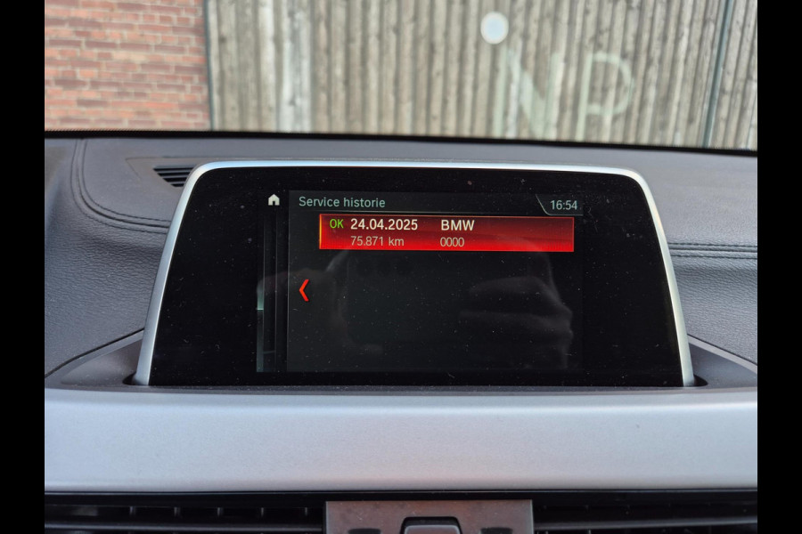 BMW X2 SDrive18i High Executive Leder, Pano