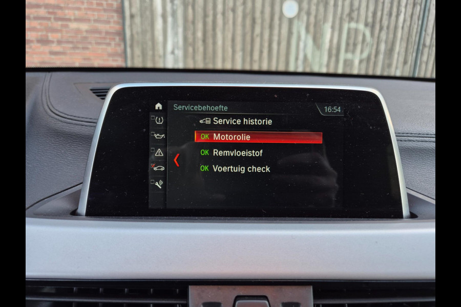 BMW X2 SDrive18i High Executive Leder, Pano