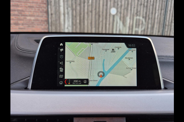 BMW X2 SDrive18i High Executive Leder, Pano