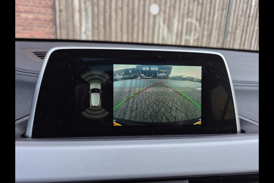 BMW X2 SDrive18i High Executive Leder, Pano