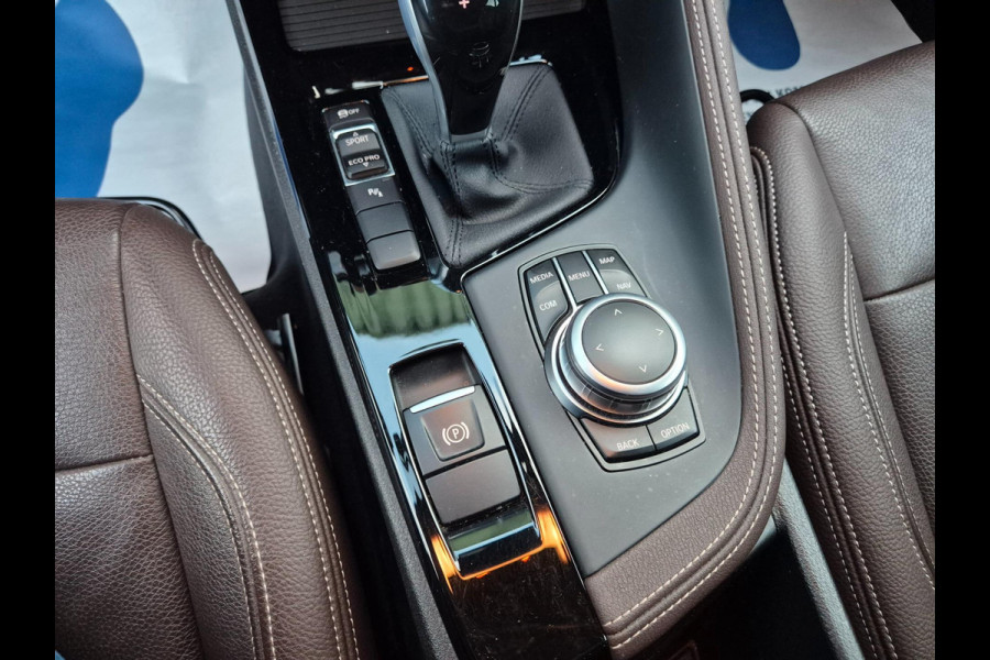 BMW X2 SDrive18i High Executive Leder, Pano