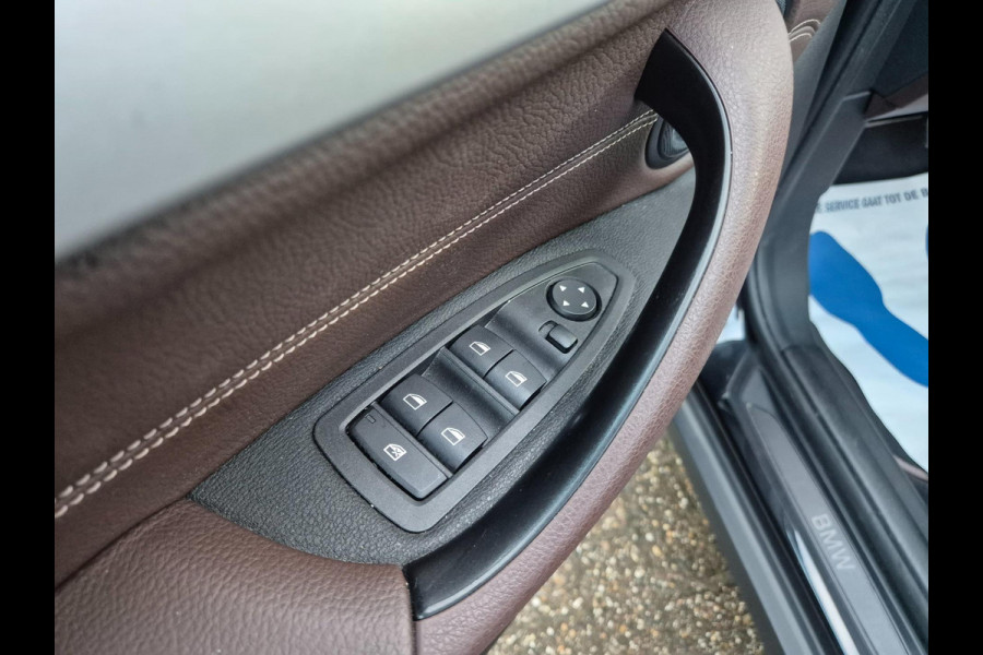 BMW X2 SDrive18i High Executive Leder, Pano