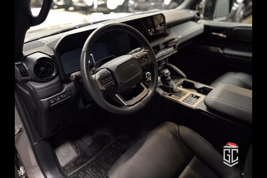 Toyota Land Cruiser 2.8 D-4D Blind Van Navigator Toyota Land Cruiser 2.8 D-4D Blind Van Navigator