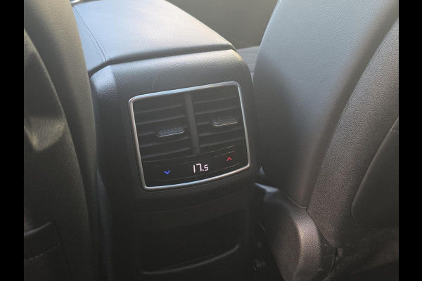 Kia Sportage 1.6 T-GDi Hybrid DynamicPlusLine | Navigatie | Dodehoekdetectie | Stoel- en Stuurverwarming | Elektrische achterklep