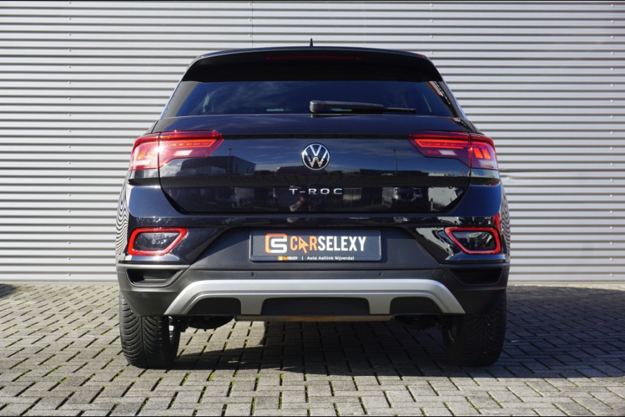 Volkswagen T-Roc 115PK Life Edition CLIMA | STOELVERWARMING | PARK.SENS | CARPLAY Volkswagen T-Roc 115PK Life Edition CLIMA | STOELVERWARMING | PARK.SENS | CARPLAY