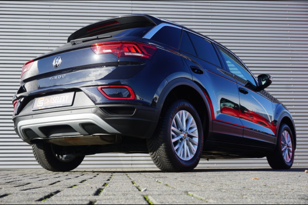 Volkswagen T-Roc 115PK Life Edition CLIMA | STOELVERWARMING | PARK.SENS | CARPLAY Volkswagen T-Roc 115PK Life Edition CLIMA | STOELVERWARMING | PARK.SENS | CARPLAY