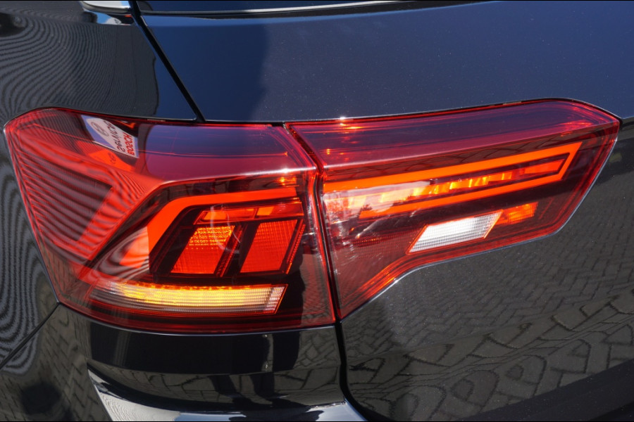 Volkswagen T-Roc 115PK Life Edition CLIMA | STOELVERWARMING | PARK.SENS | CARPLAY Volkswagen T-Roc 115PK Life Edition CLIMA | STOELVERWARMING | PARK.SENS | CARPLAY