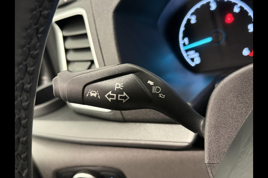 Ford Transit Custom 320 2.0 TDCI L2H1 Sport Airco ACC Bluetooth Navi Trekhaak Stoelverwarming