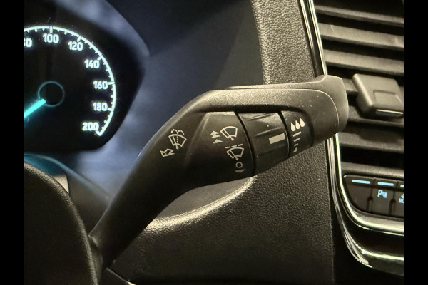 Ford Transit Custom 320 2.0 TDCI L2H1 Sport Airco ACC Bluetooth Navi Trekhaak Stoelverwarming