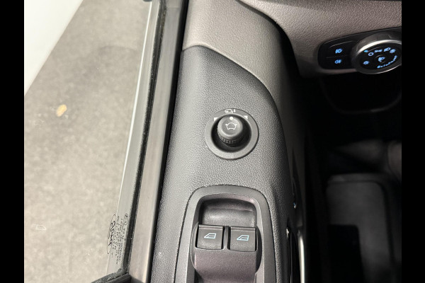 Ford Transit Custom 320 2.0 TDCI L2H1 Sport Airco ACC Bluetooth Navi Trekhaak Stoelverwarming