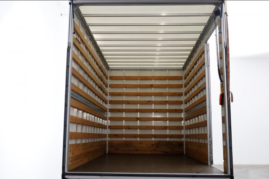 Mercedes-Benz Sprinter 515 CDI 150pk 9G Automaat Bakwagen met laadklep Extra Hoog 235cm 04-2022 Mercedes-Benz Sprinter 515 CDI 150pk 9G Automaat Bakwagen met laadklep Extra Hoog 235cm 04-2022