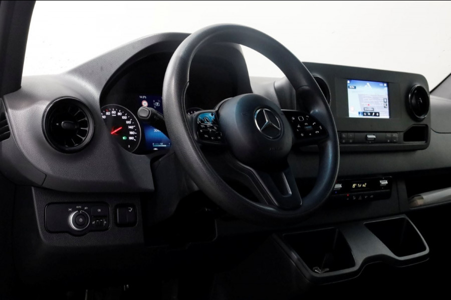 Mercedes-Benz Sprinter 515 CDI 150pk 9G Automaat Bakwagen met laadklep Extra Hoog 235cm 04-2022 Mercedes-Benz Sprinter 515 CDI 150pk 9G Automaat Bakwagen met laadklep Extra Hoog 235cm 04-2022