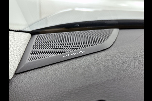 Audi Q3 35 TFSI Pro Line business(Goed OnderH, Navi, B&O, StoelV, Parkeersensoren, Leder, Cruise Con, Etc) Audi Q3 35 TFSI Pro Line business(Goed OnderH, Navi, B&O, StoelV, Parkeersensoren, Leder, Cruise Con, Etc)