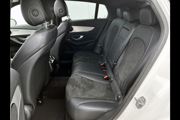 Mercedes-Benz GLC Coupé 250 AMG 4Matic Ambition(NL-auto, Navi, Panorama, Carplay, Camera, PDC V+A, Cruise Con, Etc) Mercedes-Benz GLC Coupé 250 AMG 4Matic Ambition(NL-auto, Navi, Panorama, Carplay, Camera, PDC V+A, Cruise Con, Etc)