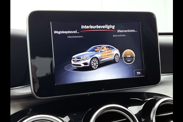 Mercedes-Benz GLC Coupé 250 AMG 4Matic Ambition(NL-auto, Navi, Panorama, Carplay, Camera, PDC V+A, Cruise Con, Etc) Mercedes-Benz GLC Coupé 250 AMG 4Matic Ambition(NL-auto, Navi, Panorama, Carplay, Camera, PDC V+A, Cruise Con, Etc)