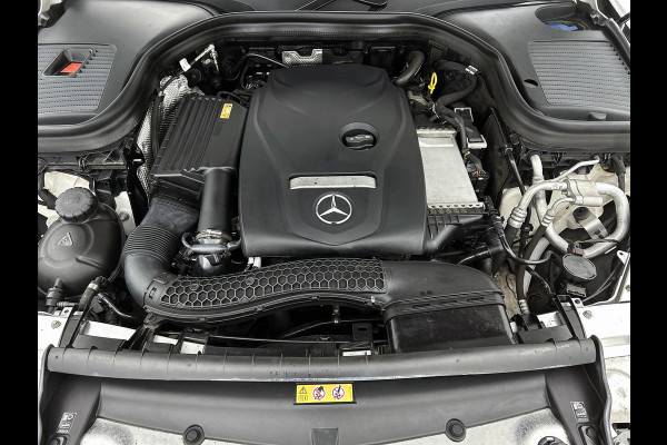 Mercedes-Benz GLC Coupé 250 AMG 4Matic Ambition(NL-auto, Navi, Panorama, Carplay, Camera, PDC V+A, Cruise Con, Etc) Mercedes-Benz GLC Coupé 250 AMG 4Matic Ambition(NL-auto, Navi, Panorama, Carplay, Camera, PDC V+A, Cruise Con, Etc)