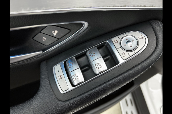 Mercedes-Benz GLC Coupé 250 AMG 4Matic Ambition(NL-auto, Navi, Panorama, Carplay, Camera, PDC V+A, Cruise Con, Etc) Mercedes-Benz GLC Coupé 250 AMG 4Matic Ambition(NL-auto, Navi, Panorama, Carplay, Camera, PDC V+A, Cruise Con, Etc)