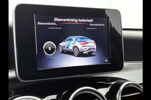 Mercedes-Benz GLC Coupé 250 AMG 4Matic Ambition(NL-auto, Navi, Panorama, Carplay, Camera, PDC V+A, Cruise Con, Etc) Mercedes-Benz GLC Coupé 250 AMG 4Matic Ambition(NL-auto, Navi, Panorama, Carplay, Camera, PDC V+A, Cruise Con, Etc)