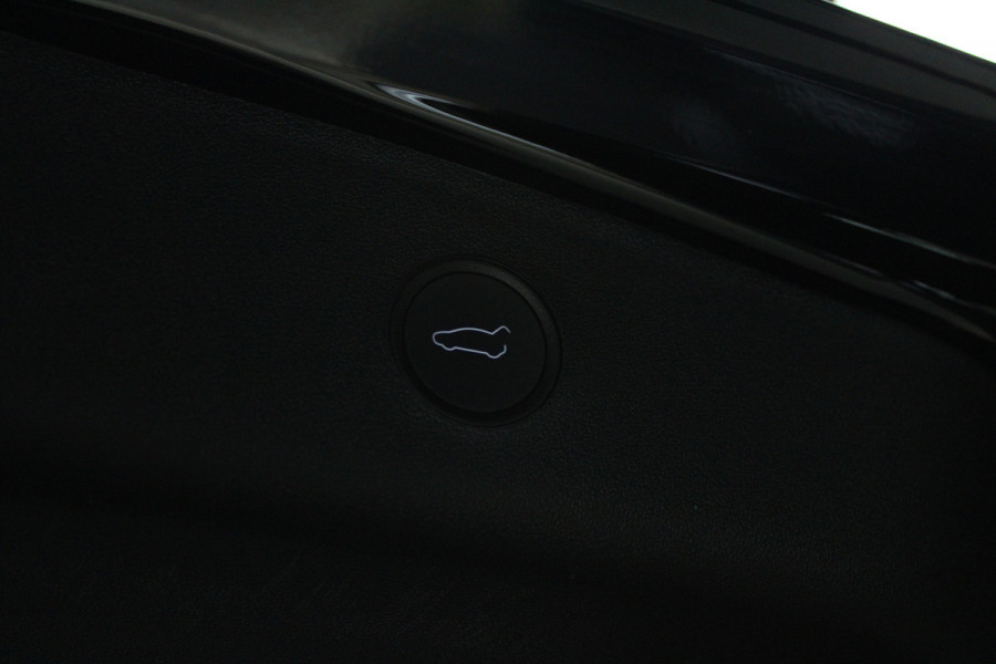 Tesla Model 3 RWD Nieuw! Autopilot ACC Stuurverwarm. PDC Leer Navi Panoramadak 360° Elektr. achterklep Stoelverwarming voor & achter Climate voor & achter LM velgen BTW auto! Nieuw! Tesla Model 3 RWD Nieuw! Autopilot ACC Stuurverwarm. PDC Leer Navi Panoramadak 360° Elektr. achterklep Stoelverwarming voor & achter Climate voor & achter LM velgen BTW auto! Nieuw!