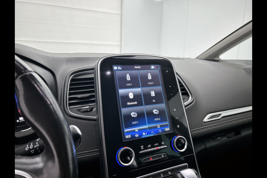 Renault Grand Scénic 1.3 TCe Bose 7p. (NL-auto, Navi, Trekhaak, Parkeersensoren, StoelV, Cruise Con, Etc)